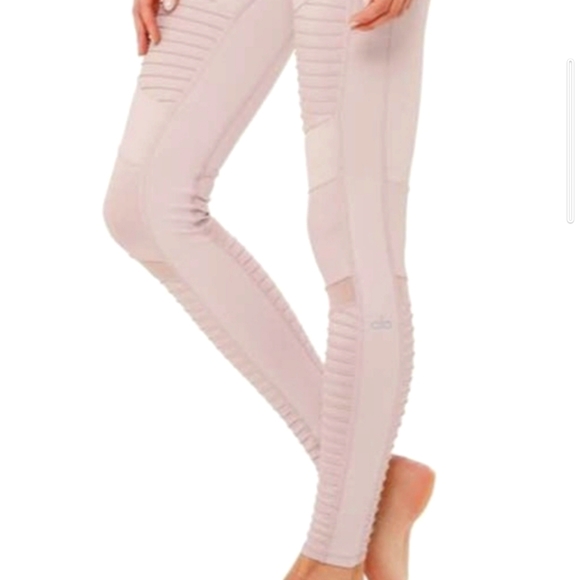 Alo Yoga High Waist Moto Legging in Lavender Beige Light Purple - Pink Small - Picture 2 of 9
